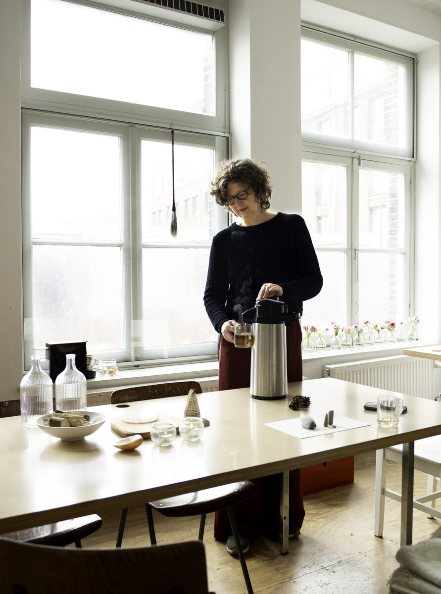 Sanne Dijkstra in haar studio